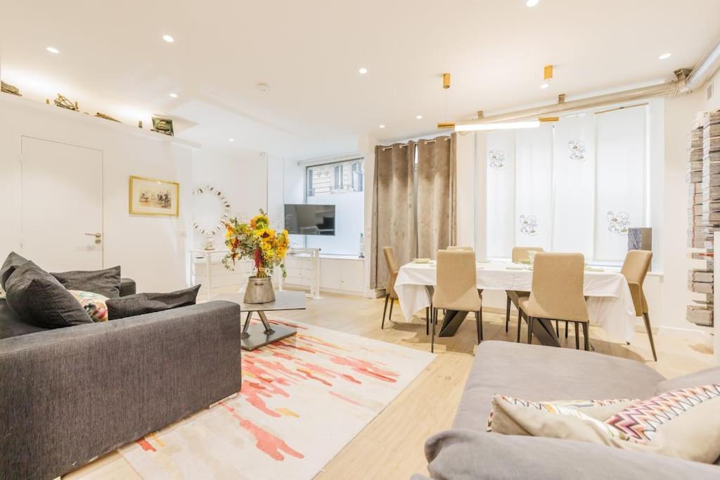 Appartement N Sublime Avec Sauna Dans Le 17e